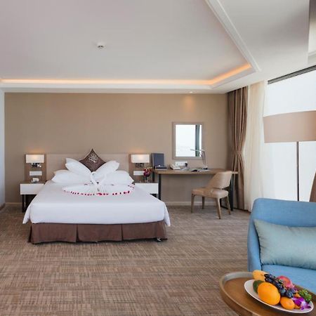 Comodo Nha Trang Hotel Exterior foto